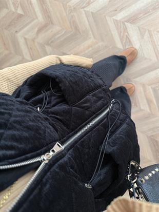 Kapitone Kadife Şişme Yelek Siyah