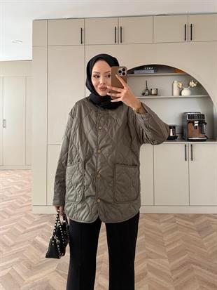 Kelsi Kapitone Mont Haki