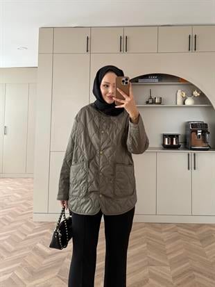 Kelsi Kapitone Mont Haki