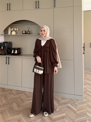 Klaro Bağlama Detaylı Pantolonlu Takım Acı Kahve