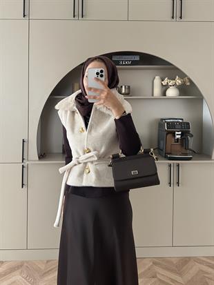 Krista Yakası Kürk Detaylı Angora Yelek Ekru