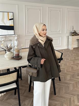 Kürk Detaylı Parka Haki