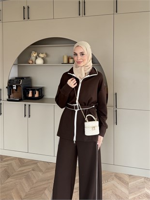Kuvars Çizgi Detaylı Oysh Pantolonlu Takım Kahve (6400)