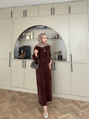 Leah Sakallı Triko Etekli Takım Kahve