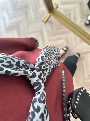 Leopar Atkı Detaylı Sweat Bordo