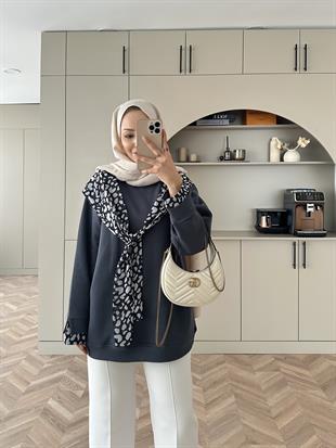 Leopar Atkı Detaylı Sweat İndigo