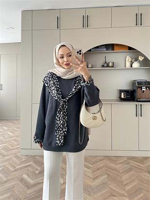 Leopar Atkı Detaylı Sweat İndigo