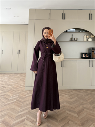 Lucia Kot Elbise Mürdüm (2003)