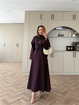 Lucia Kot Elbise Mürdüm (2003)