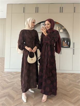 Mandy Yandan Bağlamalı Tüy Detaylı Elbise Kahverengi (5506)