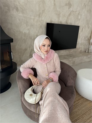 Maray Kürk Detaylı Triko Etekli Takım Pembe (8937)