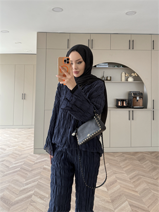 Mathis Büzgülü Pantolonlu Takım Lacivert (2016)