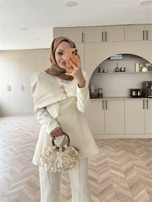 (ÖNSİPARİŞ) 15 iş günü sonra kargolanacaktır Mirel Pelerinli Ceket Takım Bej (26032)
