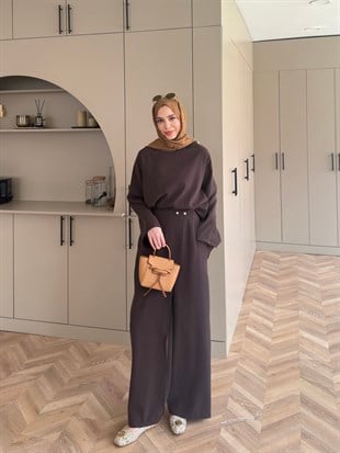 Monvi İnci Detaylı Asimetrik Pantolon Takım Acı Kahve