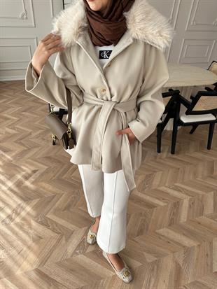 Nisse Kürk Detaylı Kaban Bej