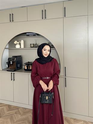 Perla Kalın Kemerli Tensel Elbise Bordo