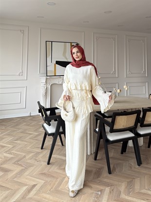 Rovika Fırfırlı Pantolonlu Takım Krem (4515)