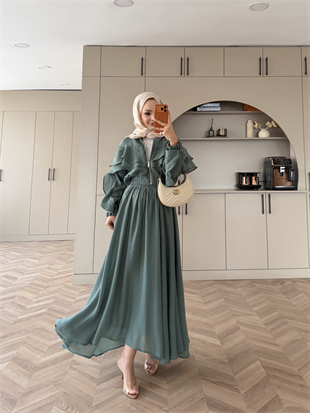 Roxanne Fırfırlı Ceketli Etekli Takım Petrol Yeşili (2021)