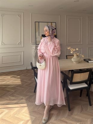 Roxanne Fırfırlı Ceketli Etekli Takım Pembe (2021)