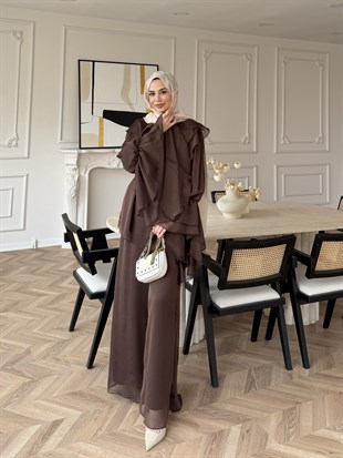 (ÖNSİPARİŞ) 7 iş günü sonra kargolanacaktır Ruffles Kat Kat Şifon Pantolon Takım Acı Kahve (26047)