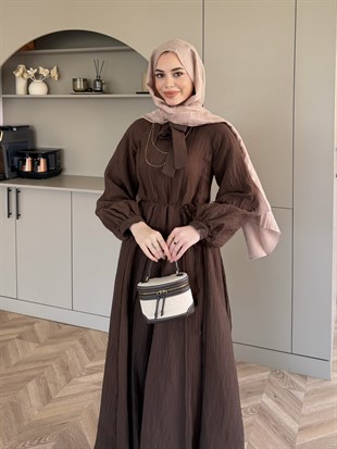 Safir Bağlama Detaylı Elbise Acı Kahve (4472)