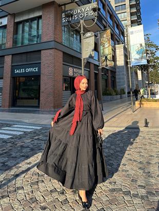 Seva Fırfırlı Elbise Siyah