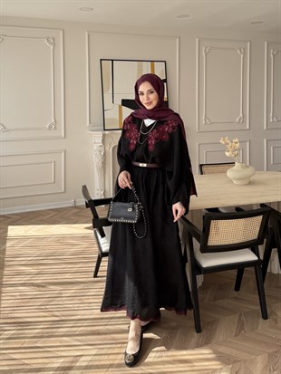 Seville Çiçek Baskılı Etekli Takım Siyah (5737)