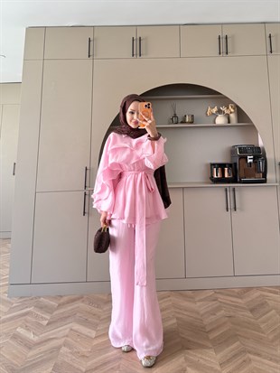 Shırley Fırfırlı Pantolonlu Takım Pembe (8615)