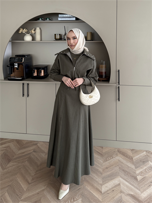 Simay Geniş Yaka Taşlı Ceketli Kot Elbise Haki (2004)