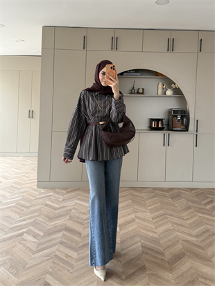 Taşlı Kesik Paça Kot Pantolon Mavi (1011)