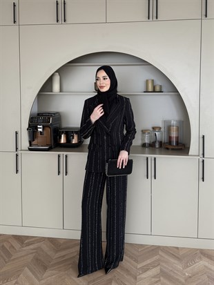 Taşlı Kruvaze Ceket Takım Siyah (8599)