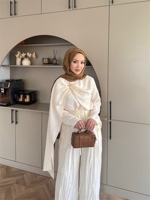 Yıldız Broş Detaylı Pantolonlu Takım Bej (3074) 