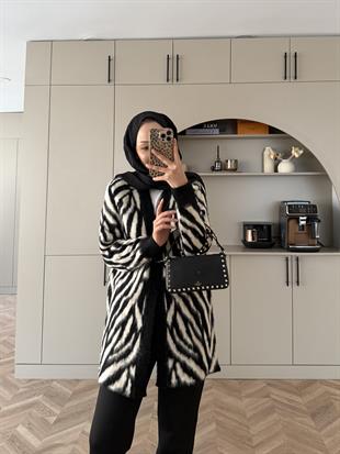 Zebra Desen Angora Hırka Siyah