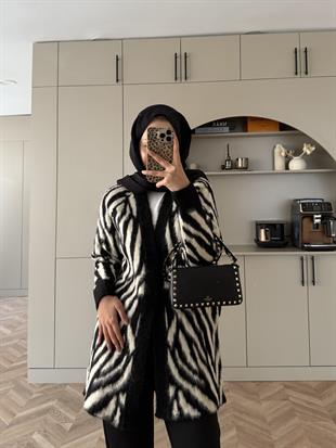Zebra Desen Angora Hırka Siyah
