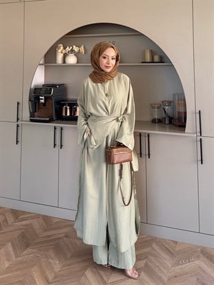 Zyra Omuz Şallı Yırtmaçlı Takım Çağla Yeşili (2361)