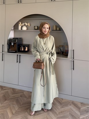 Zyra Omuz Şallı Yırtmaçlı Takım Çağla Yeşili (2361)