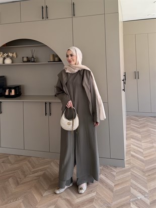Zyra Omuz Şallı Yırtmaçlı Takım Zümrüt (2361) 