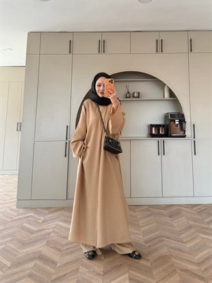  Zyra Omuz Şallı Yırtmaçlı Takım Camel (8832)