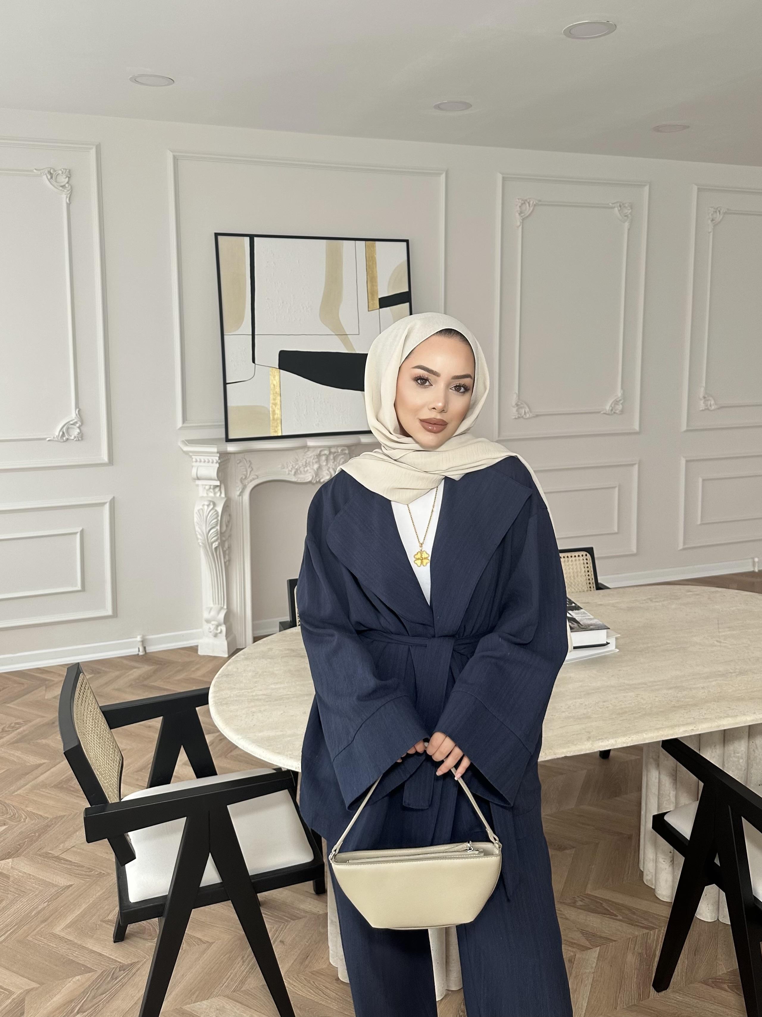 Peka Yakalı Takım Lacivert