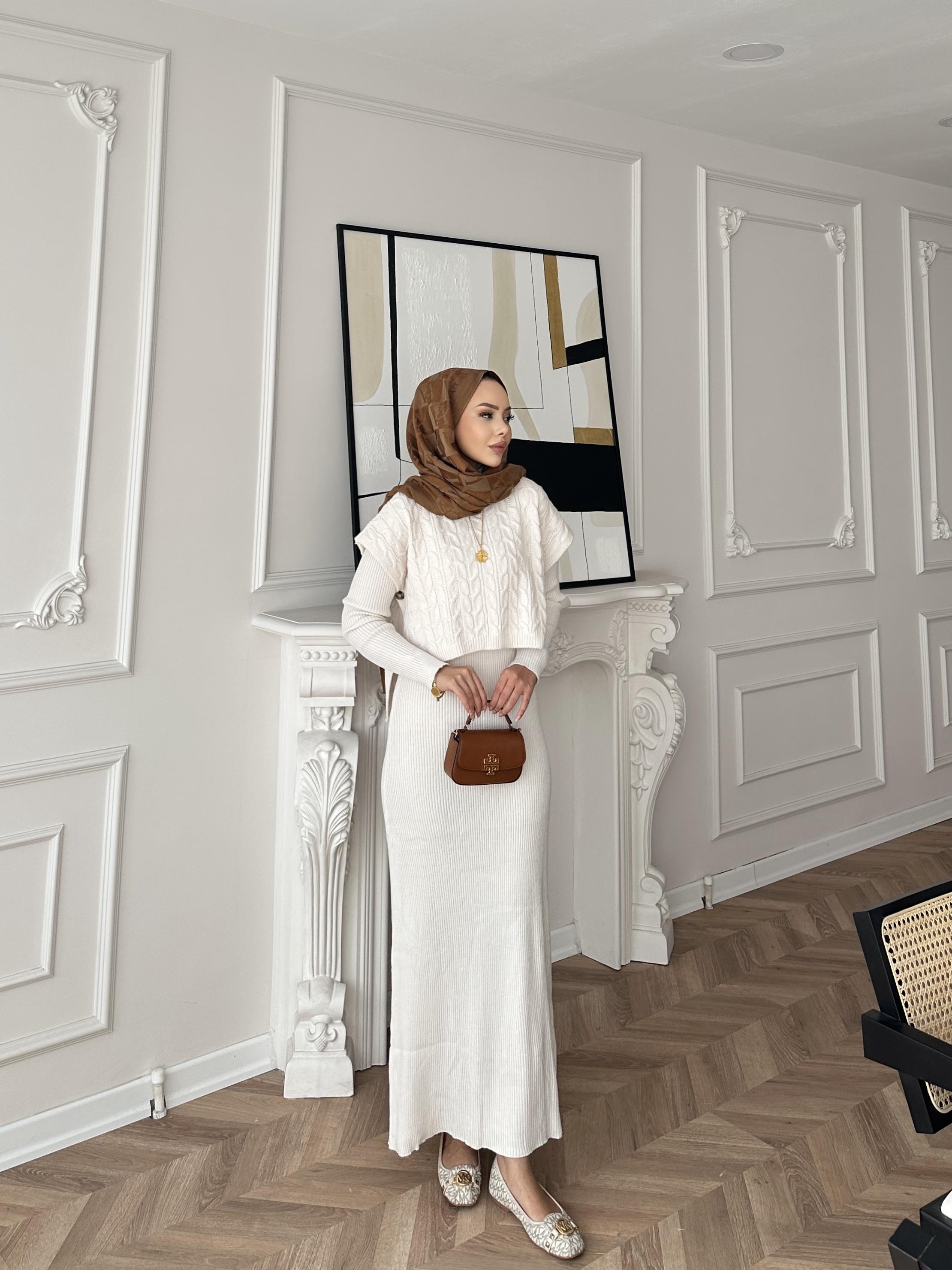 Lilyum Örgü Kapaklı Triko Elbise Bej