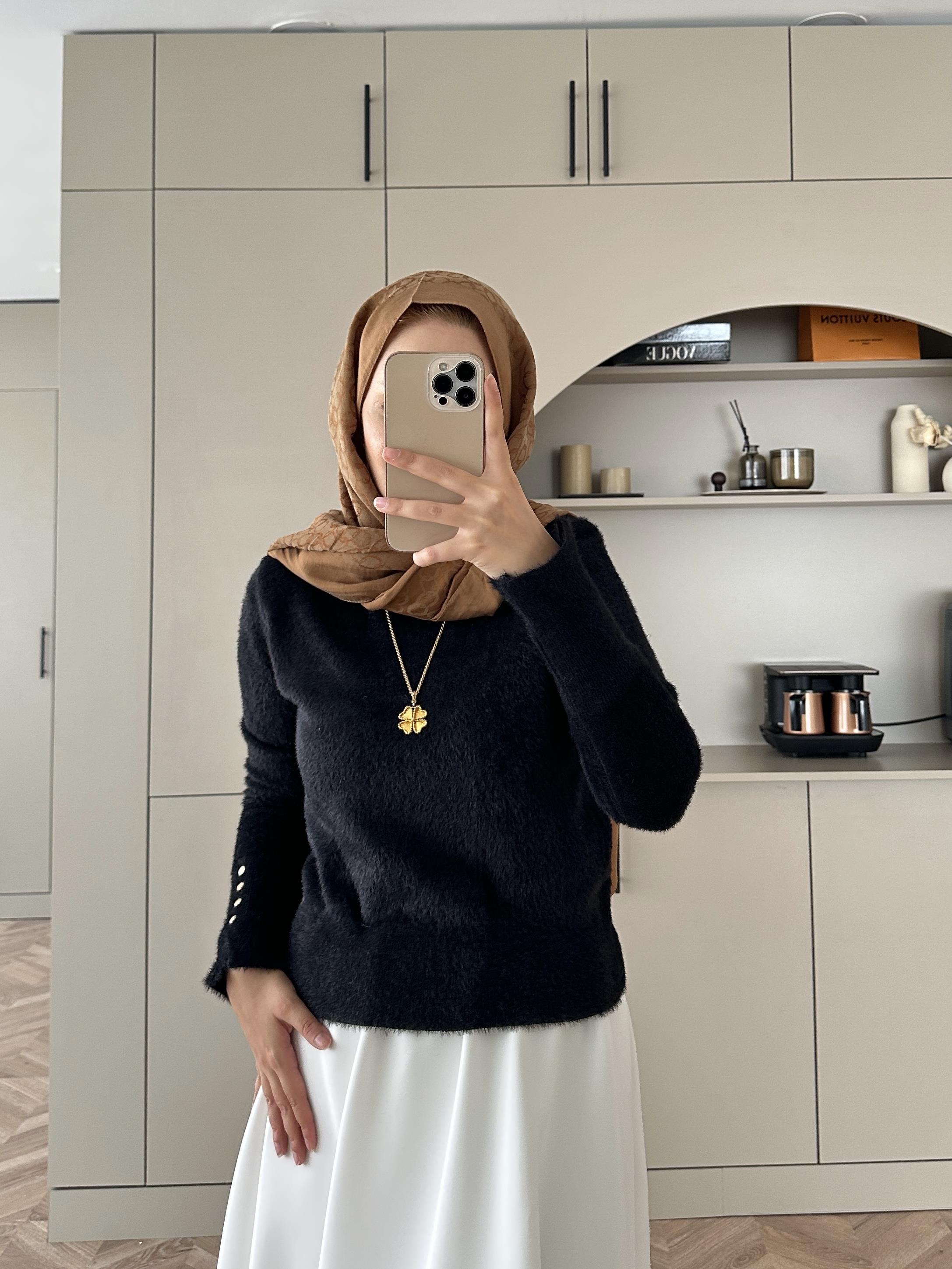 Pure Angora Kazak Siyah