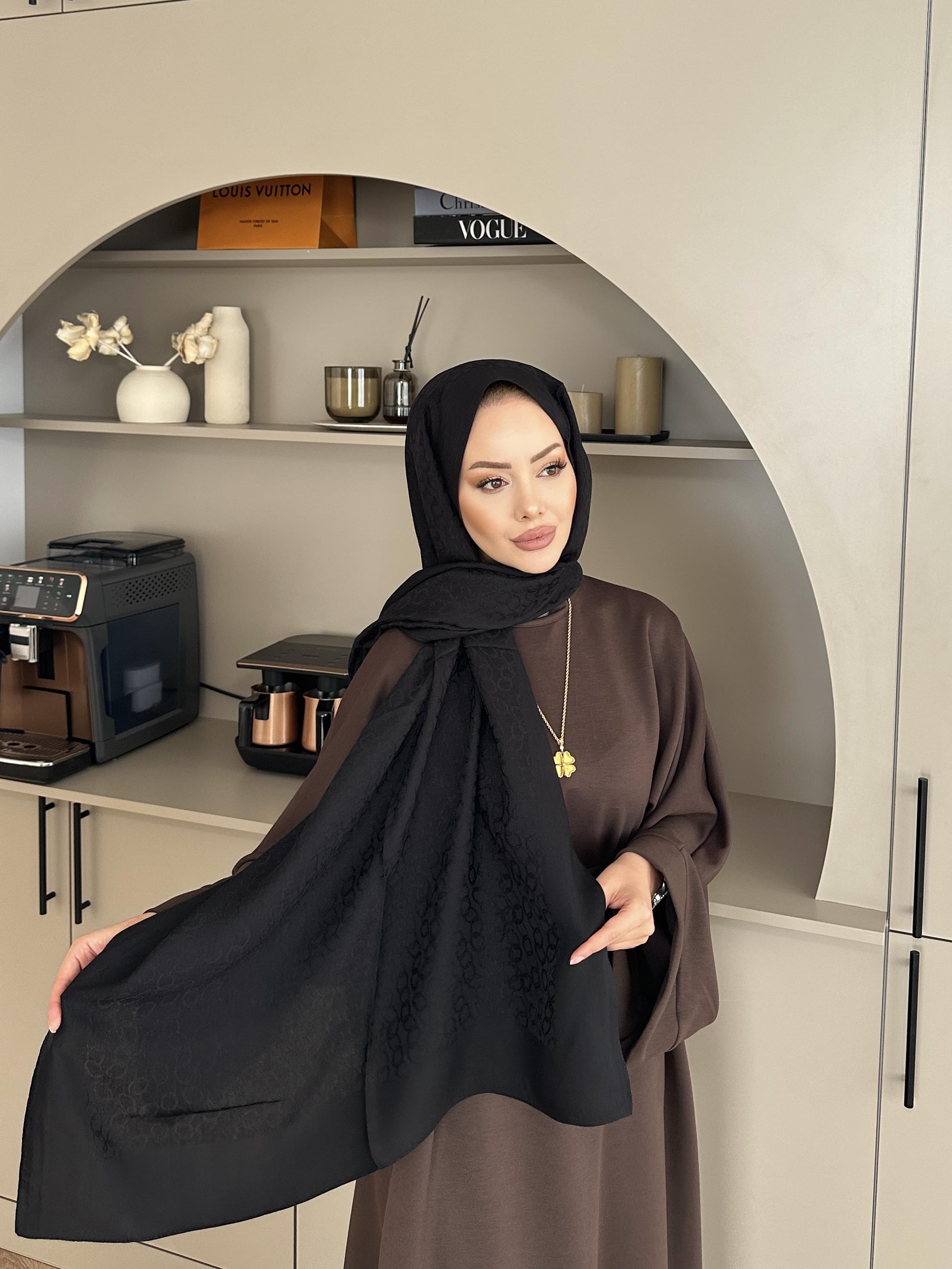 Siyah Zincir Desen Naia Şal 