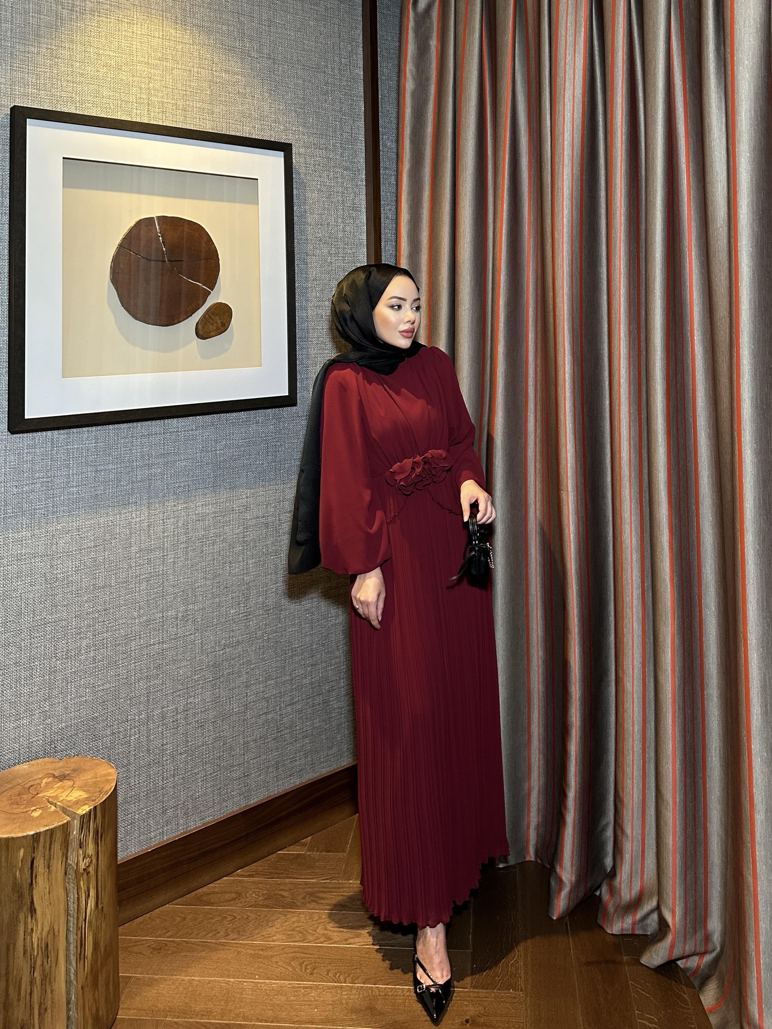 Victoria Elbise Bordo