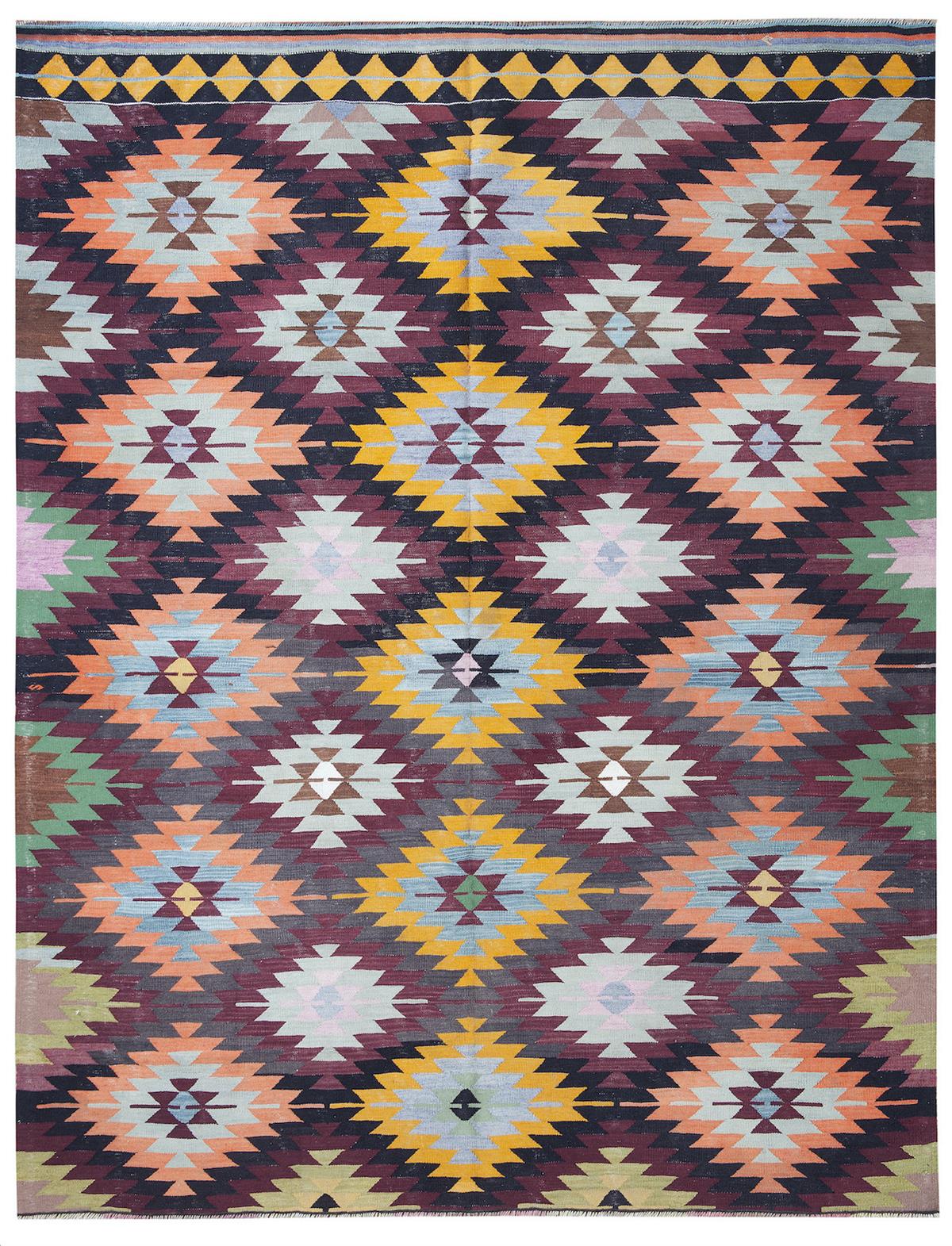 Afyon Kilim Rug (6.6 x 8.2 ft)