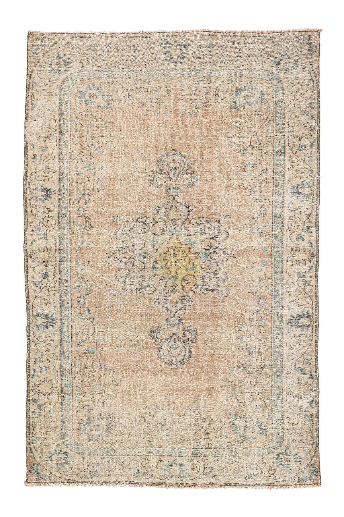 Sivas Kilim Rug (2.5 x 6.6 ft) | KILIM WHOLESALE - Vintage Handmade Pillows - Vintage Handmade Kilim Rugs - It is 100% wool. Artistic and historical rugs. Old handwoven rugs. - Online hand woven rugs and kilim cushions sales. Shipping to all ove
