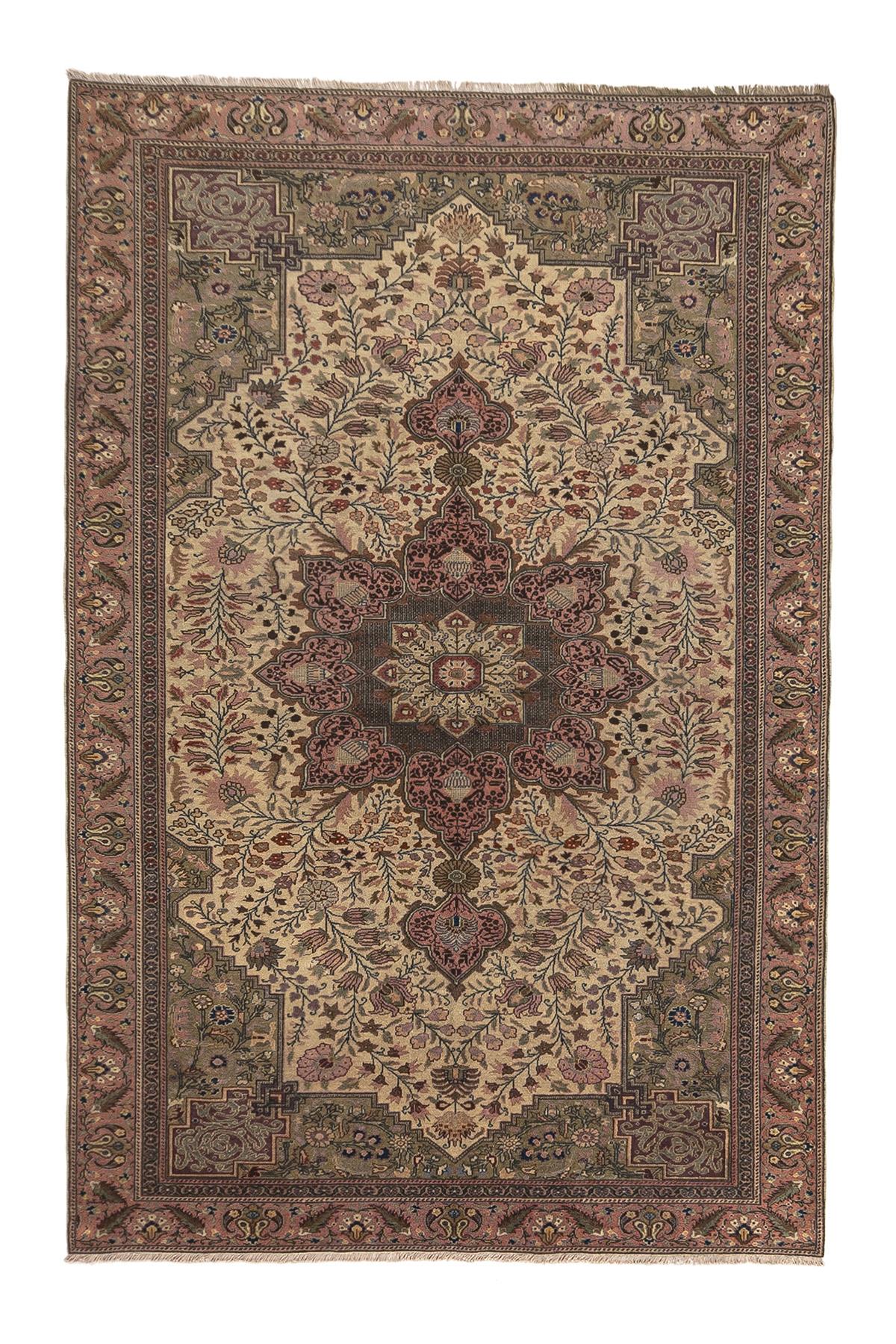 Sivas Kilim Rug (2.5 x 6.6 ft) | KILIM WHOLESALE - Vintage Handmade Pillows - Vintage Handmade Kilim Rugs - It is 100% wool. Artistic and historical rugs. Old handwoven rugs. - Online hand woven rugs and kilim cushions sales. Shipping to all ove