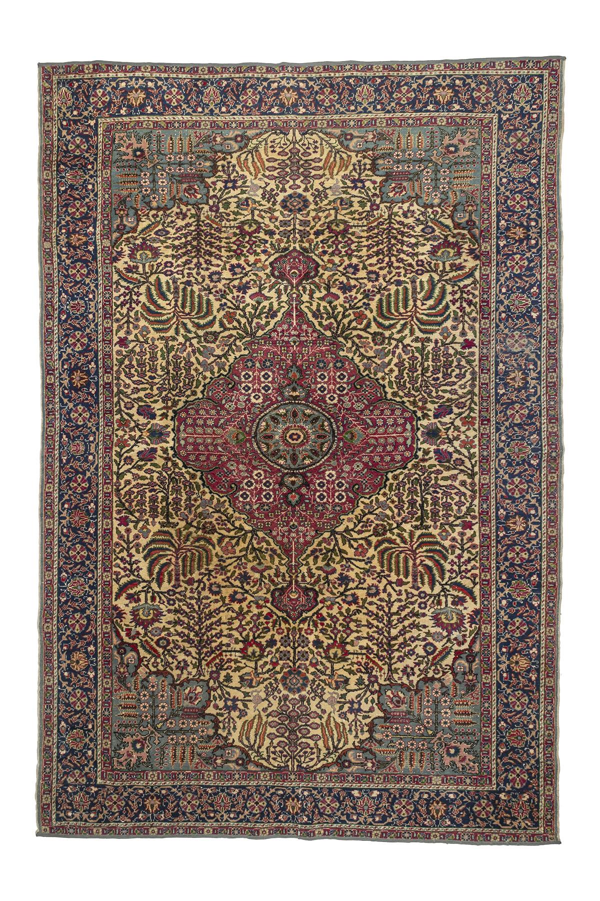 Sivas Kilim Rug (2.5 x 6.6 ft) | KILIM WHOLESALE - Vintage Handmade Pillows - Vintage Handmade Kilim Rugs - It is 100% wool. Artistic and historical rugs. Old handwoven rugs. - Online hand woven rugs and kilim cushions sales. Shipping to all ove