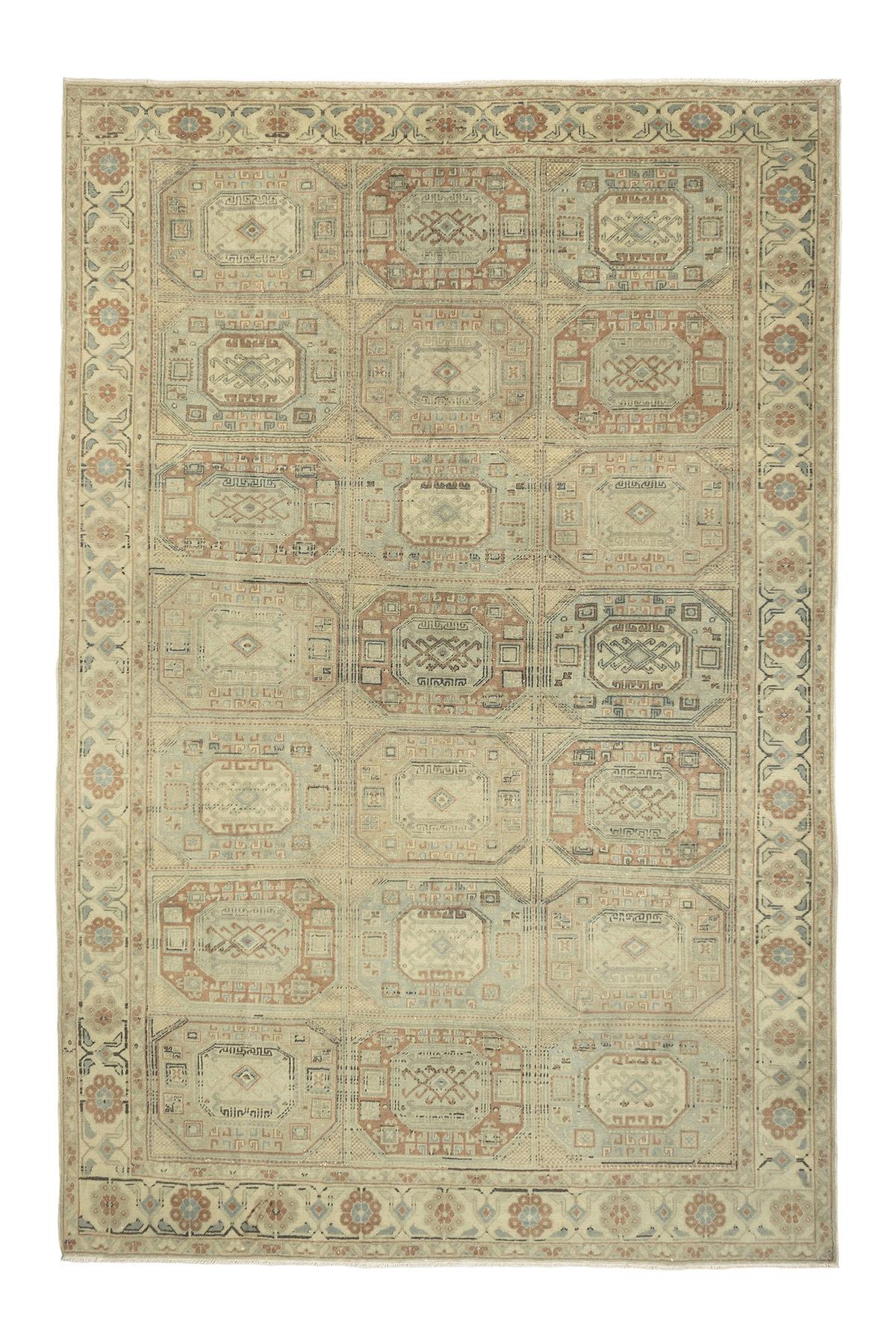 Sivas Kilim Rug (2.5 x 6.6 ft) | KILIM WHOLESALE - Vintage Handmade Pillows - Vintage Handmade Kilim Rugs - It is 100% wool. Artistic and historical rugs. Old handwoven rugs. - Online hand woven rugs and kilim cushions sales. Shipping to all ove