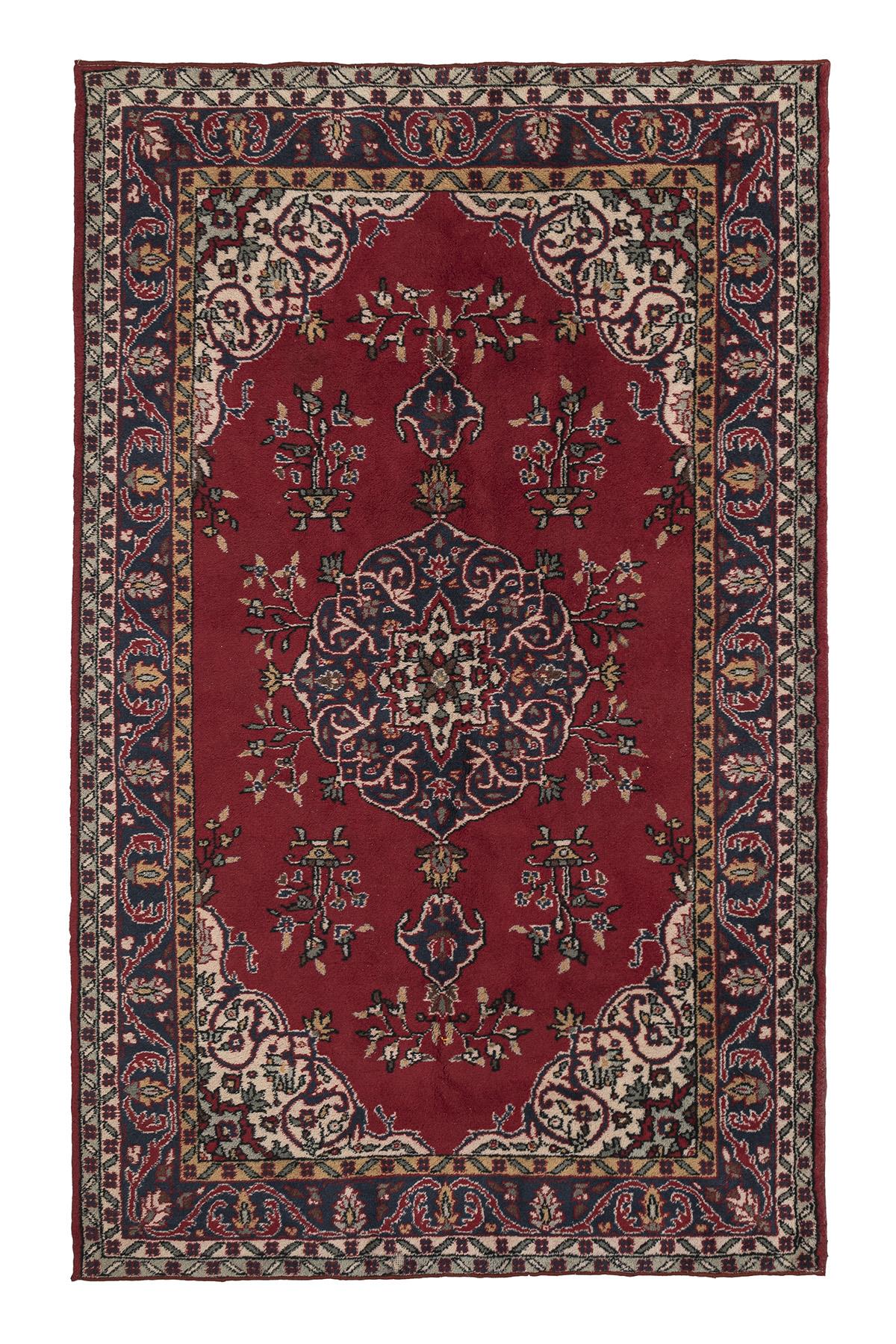 Vintage Handmade Kilim Rugs - Turkey Kilim - It is 100% wool. Artistic and historical rugs. Old handwoven rugs, Vintage kilim rug, Handmade kilim rug, wholesale kilim rugs, Vintage kilim pillows, Handmade cushions, wholesale pillows, 