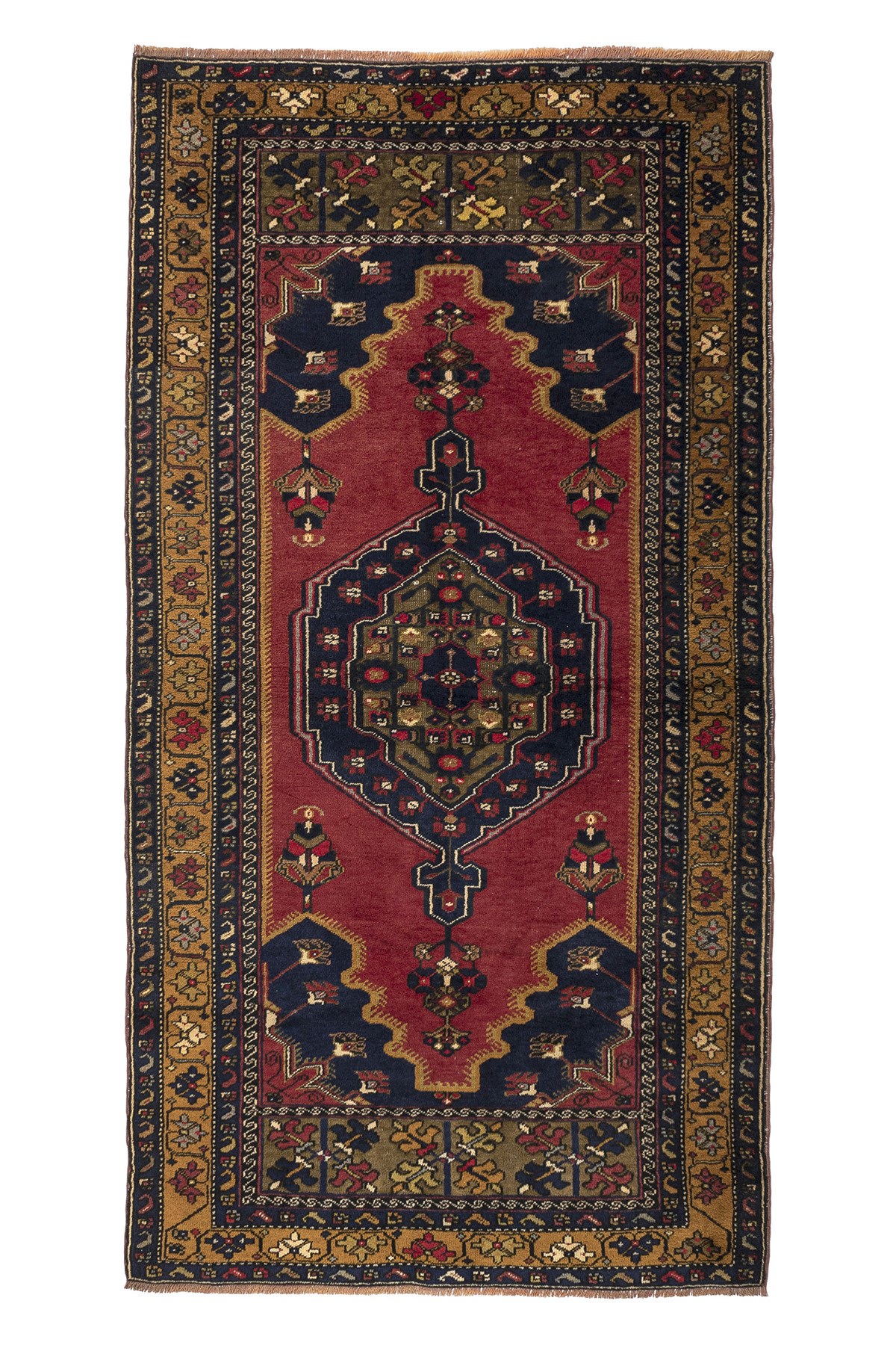 Taspınar Kilim Rug (4.08 x 7.73 ft)